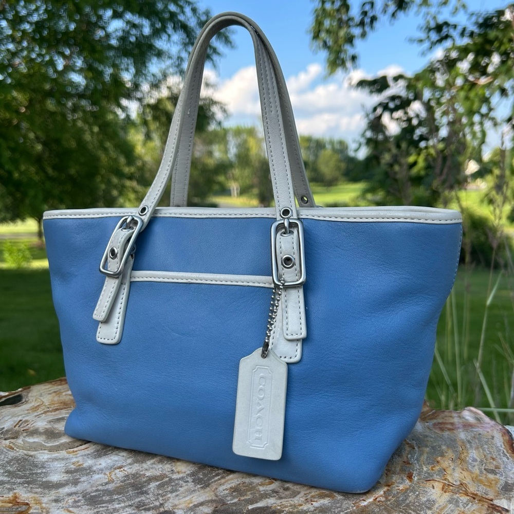 Vintage COACH Legacy Small Market Tote Blue and White 9846 - Picture 5 of 17